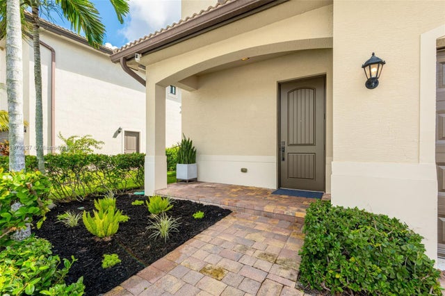3 of 44 - 4806 Conifer Ct, Lake Worth, FL
