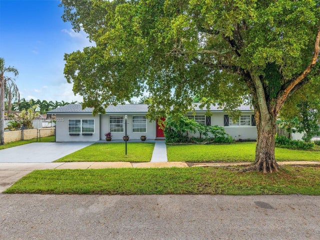 1711 Sw 92nd Pl, Miami