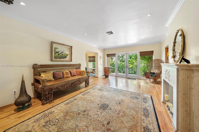 5 of 21 - 114 1st Rivo Alto Ter, Miami Beach, FL