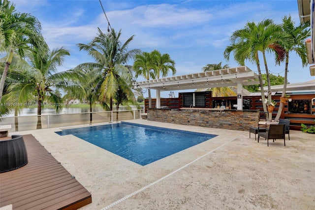 2 of 67 - 8913 Sw 214th St, Cutler Bay, FL