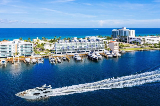 2 of 34 - 2890 N Ocean Dr, Hollywood, FL