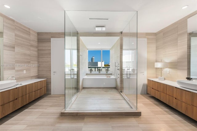 1 of 60 - 4701 N Meridian Ave 512, Miami Beach, FL