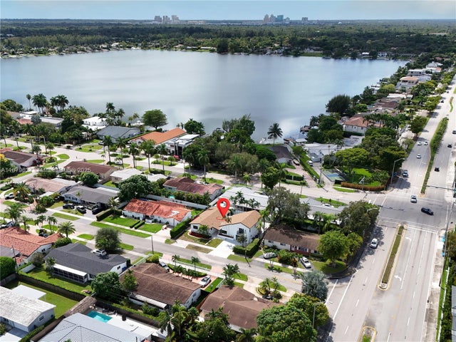 2 of 53 - 8630 Sw 47th Ter, Miami, FL