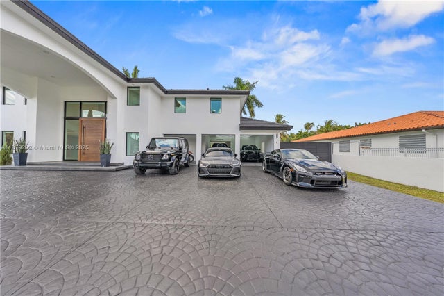 2 of 37 - 150 Nw 123rd Ave, Miami, FL