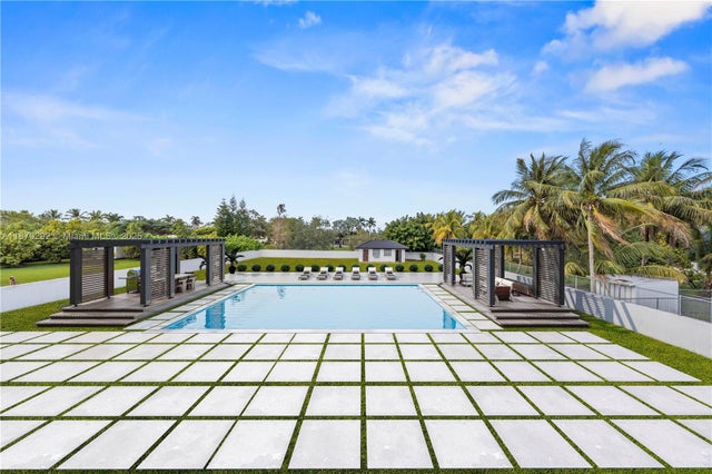 4 of 37 - 150 Nw 123rd Ave, Miami, FL