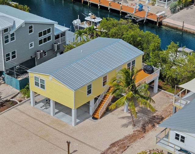 2 of 40 - 437 Pirates Rd, Little Torch Key, FL
