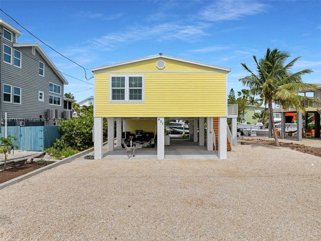 3 of 40 - 437 Pirates Rd, Little Torch Key, FL