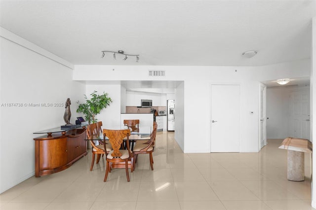 5 of 16 - 16699 Collins Ave 3402, Sunny Isles Beach, FL