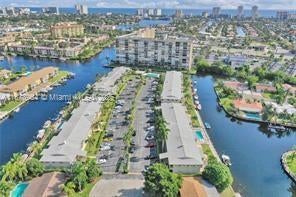4 of 25 - 930 Se 9th Ave 8, Pompano Beach, FL
