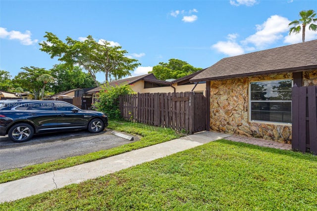 2 of 39 - 140 Fox Rd 3-46, Hollywood, FL