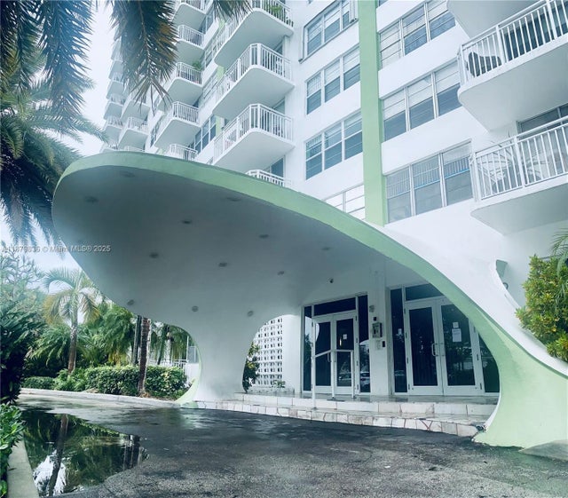 2 of 14 - 2150 Sans Souci Blvd A1109, North Miami, FL
