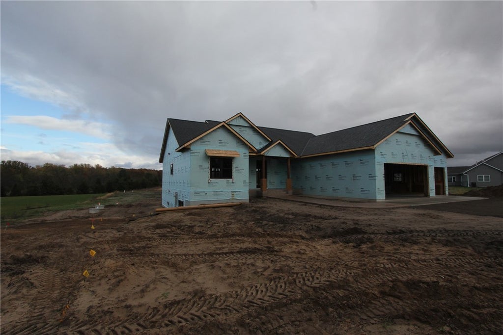 S8741 Mertinke Landing, Eleva