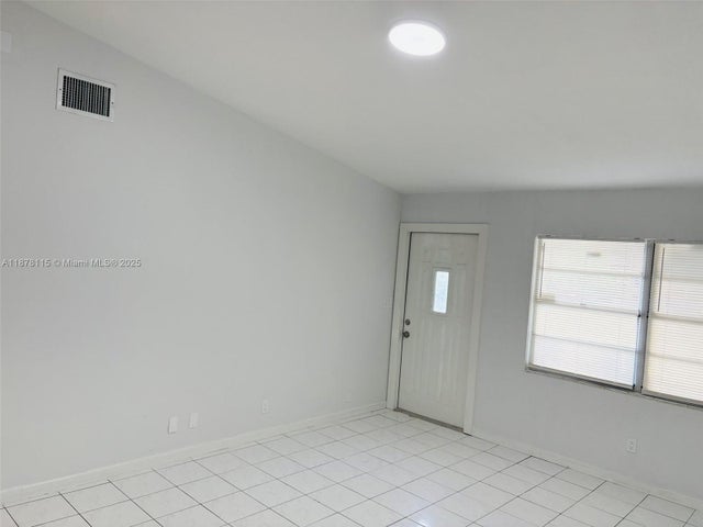 2 of 22 - 4316 Nw 6th Ave, Deerfield Beach, FL