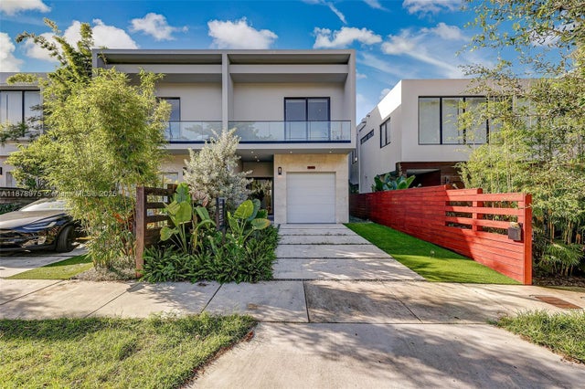 1 of 20 - 2980 Coconut Ave, Miami, FL