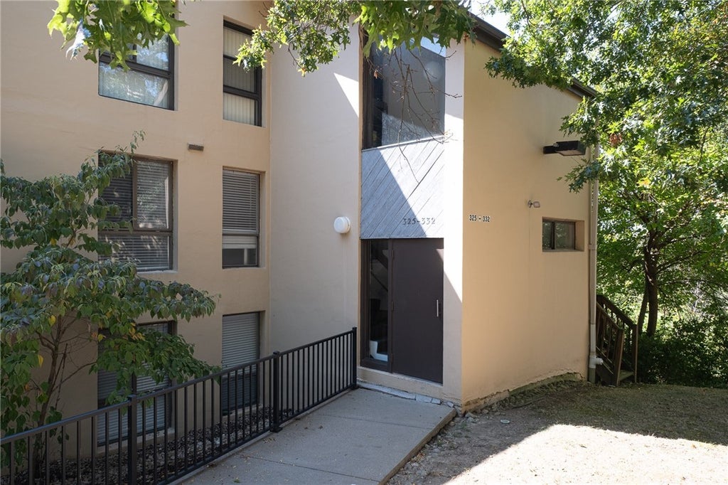 2034 Swallow Hill Road 326, Pittsburgh