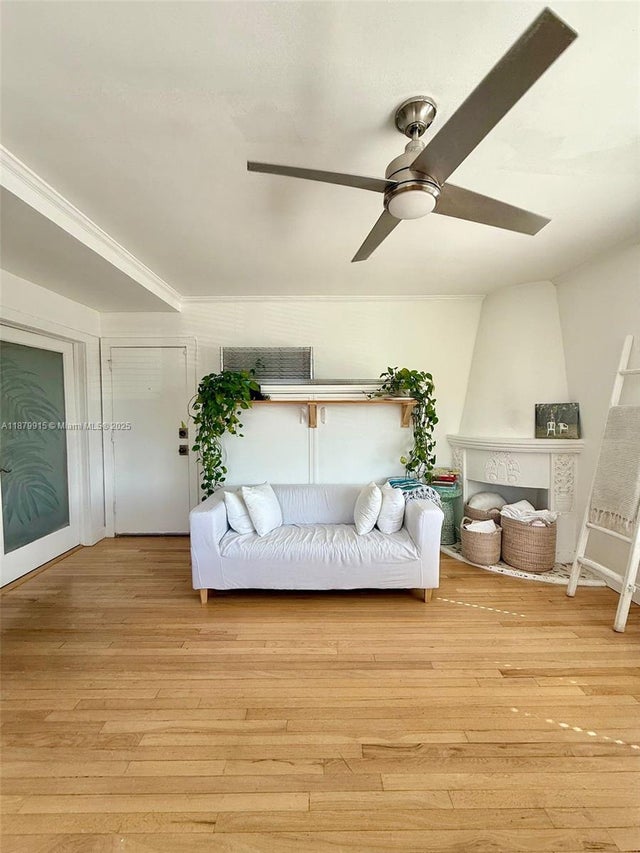 3 of 11 - 900 Jefferson Ave 10, Miami Beach, FL