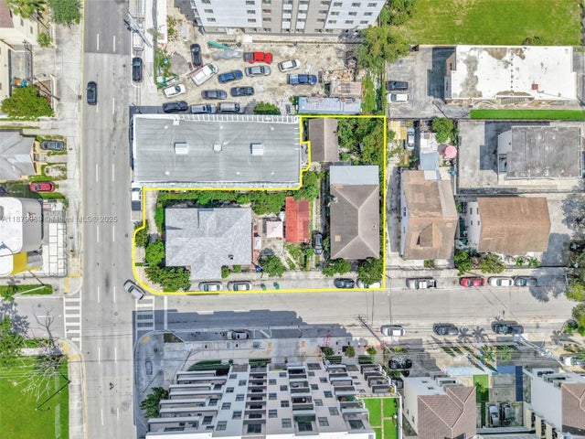 2 of 16 - 119 Sw 7th Ave, Miami, FL