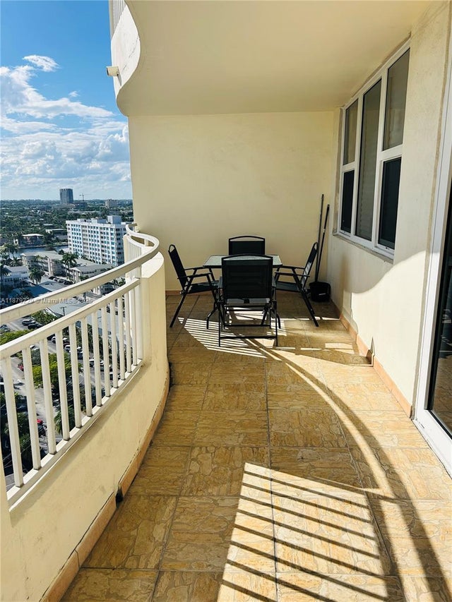 2 of 41 - 3180 S Ocean Dr 1620, Hallandale Beach, FL