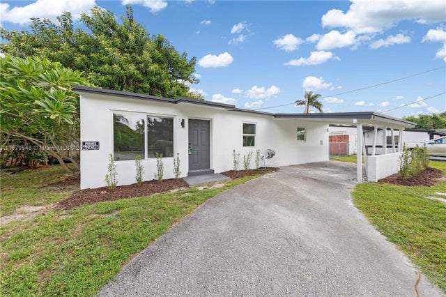 1 of 24 - 6117 Nw 27th St, Margate, FL