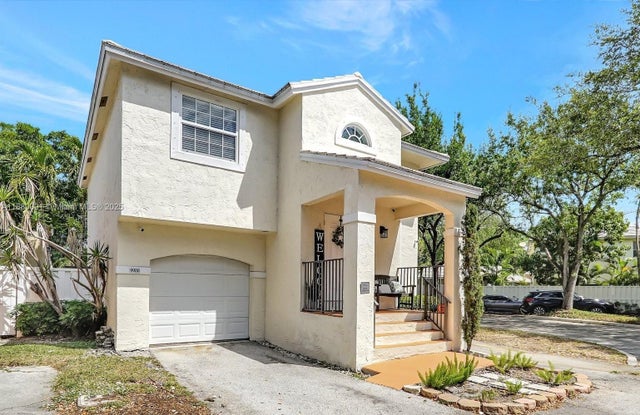 2 of 56 - 9900 Nw 2nd Ct, Plantation, FL