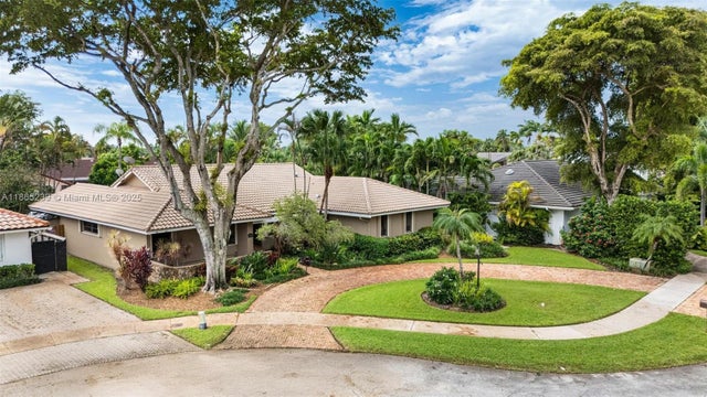 2 of 53 - 2362 Ne 212th Ter, Miami, FL