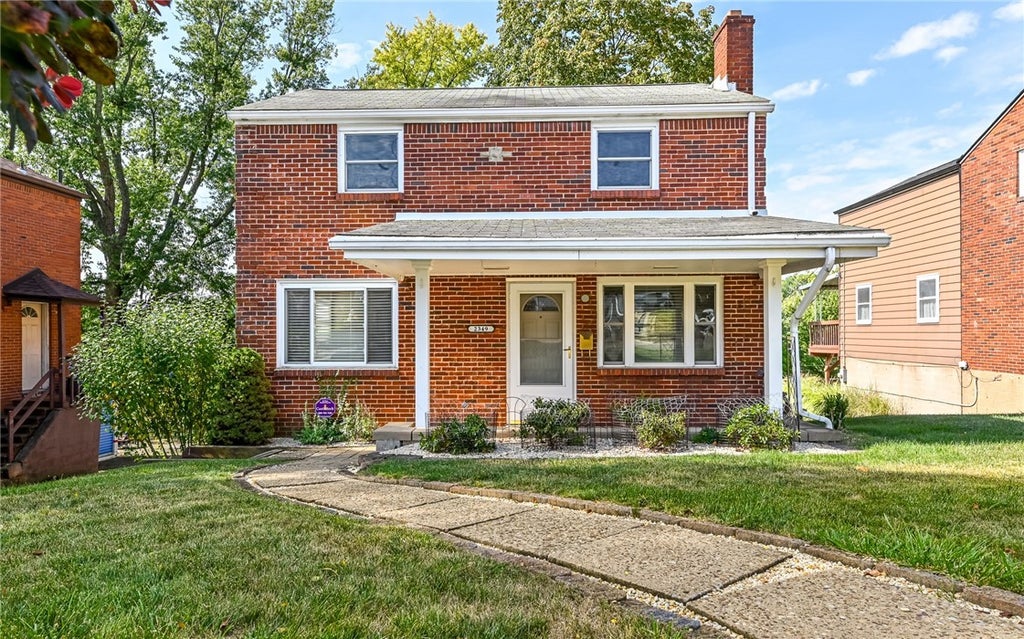 2349 Rose Garden Raod, Banksville/Westwood