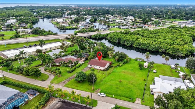 4 of 37 - 1261 Driftwood Dr, Other, FL