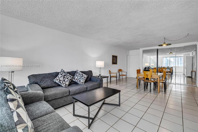 2 of 51 - 5005 Collins Ave 616, Miami Beach, FL