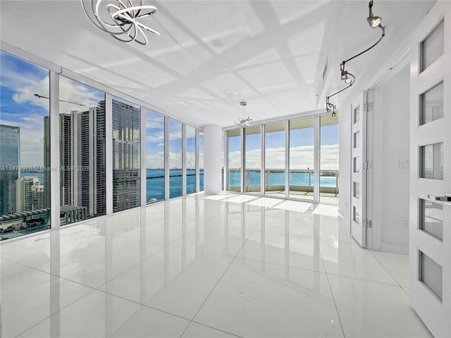 4 of 72 - 2020 N Bayshore Dr 3701, Miami, FL