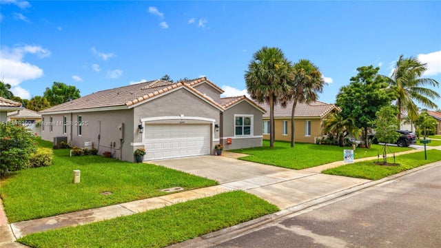 3 of 39 - 16285 Sw 7th St, Pembroke Pines, FL