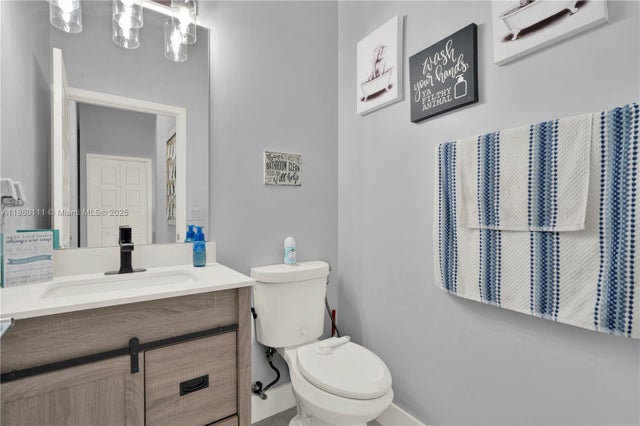 5 of 23 - 17709 Sw 150th Ct, Miami, FL