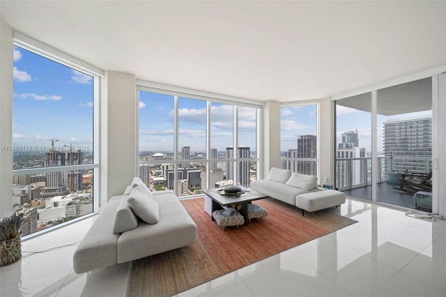 3 of 54 - 244 Biscayne Blvd 4608, Miami, FL