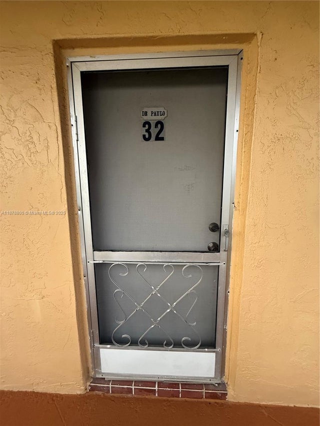 2 of 20 - 135 Ne 202nd Ter N32, Miami Gardens, FL