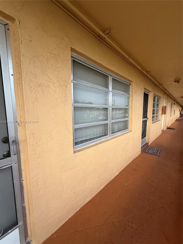 3 of 20 - 135 Ne 202nd Ter N32, Miami Gardens, FL