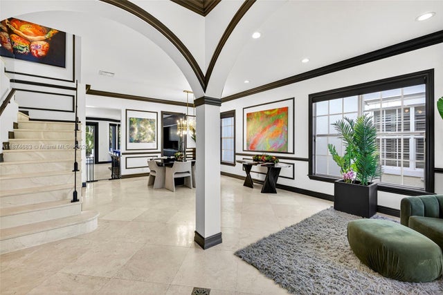 3 of 45 - 3325 Ne 17th Ct, Fort Lauderdale, FL