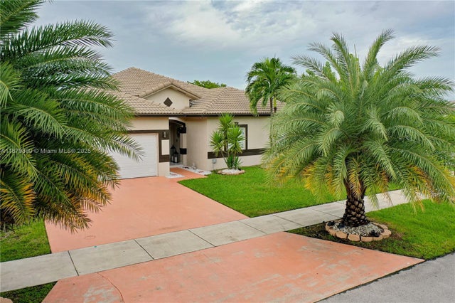 1 of 52 - 1407 Se 7th St, Homestead, FL