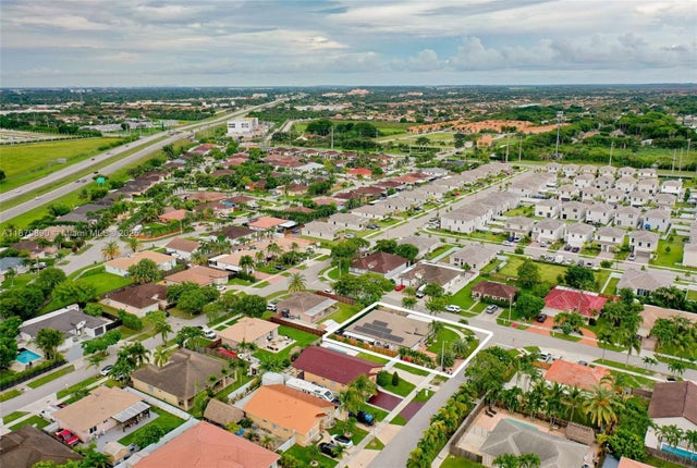 4 of 52 - 1407 Se 7th St, Homestead, FL