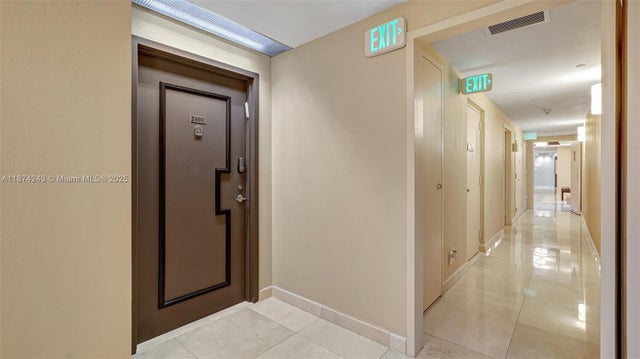 2 of 48 - 3598 Yacht Club Dr 1901, Aventura, FL