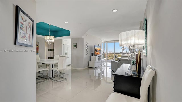 5 of 48 - 3598 Yacht Club Dr 1901, Aventura, FL
