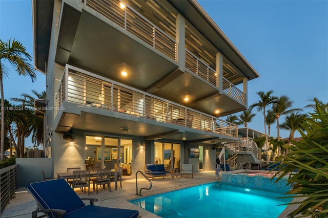 1 of 66 - 172 Venetian Dr, Islamorada, FL
