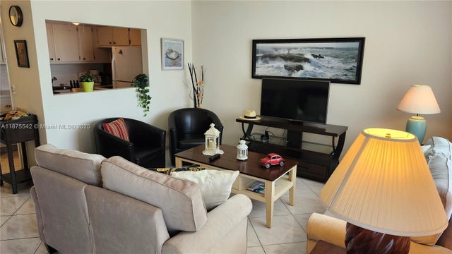 5 of 33 - 3018 Harwood C 3018, Deerfield Beach, FL