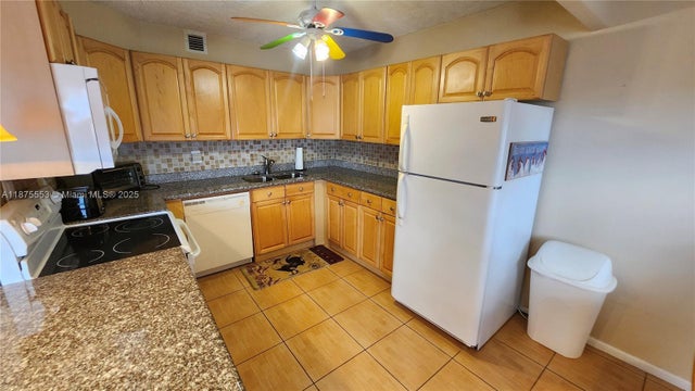 3 of 46 - 3009 Ventnor G 3009, Deerfield Beach, FL