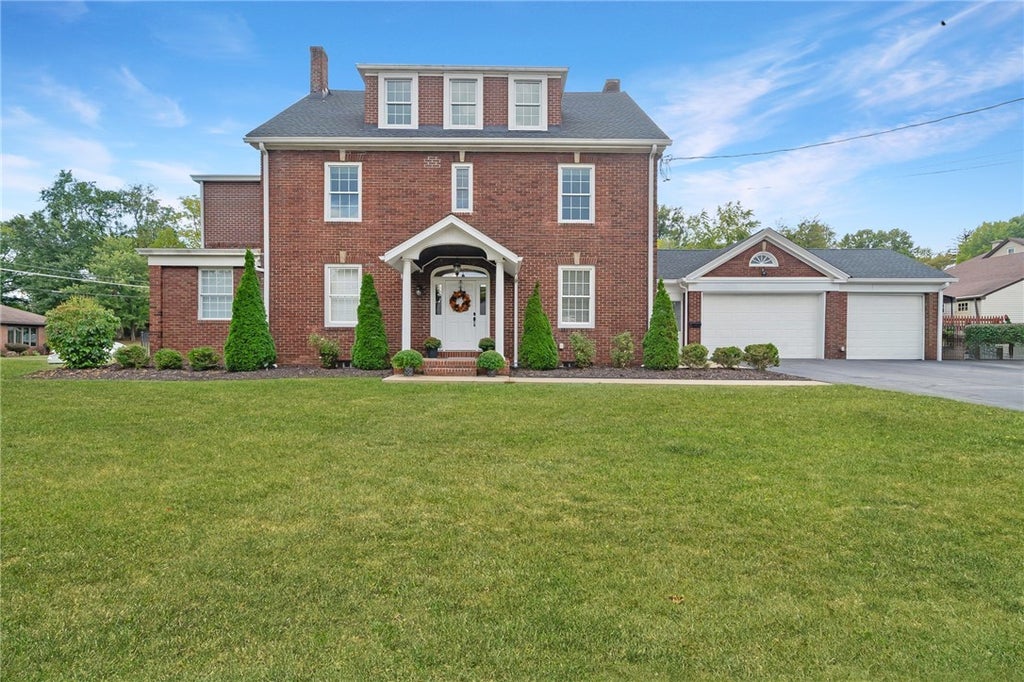 26 Belmont Circle, Uniontown