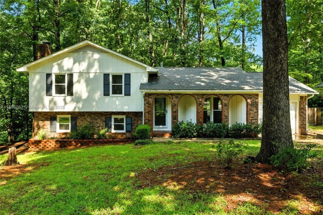 1 of 39 - 902 Vickie Drive, , FL
