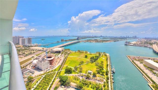 2 of 21 - 900 Biscayne Blvd 4003, Miami, FL