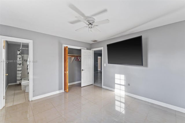 3 of 15 - 7820 Orleans St, Miramar, FL