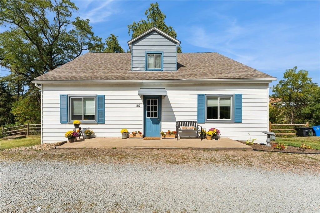 90 Shraders Lane, North Huntingdon