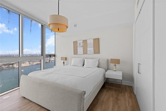 2 of 40 - 465 Brickell Ave 4901, Miami, FL