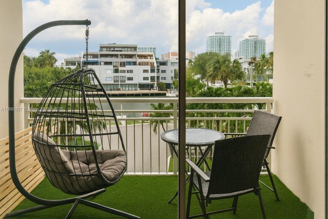 4 of 18 - 400 Kings Point Dr 327, Sunny Isles Beach, FL