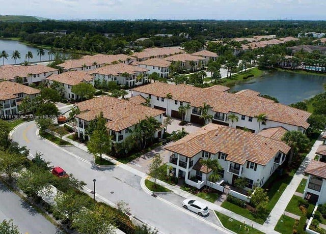 1 of 29 - 4766 Sierra Ln, Coconut Creek, FL